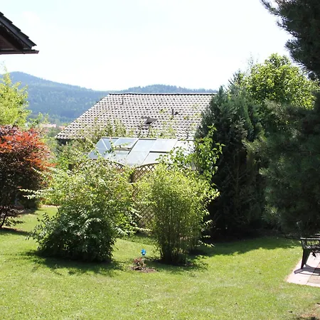Relax - & Hallenbad & Relaxgarten Daire *
