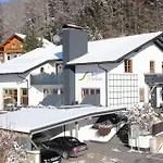Relax - & Hallenbad & Relaxgarten Appartement