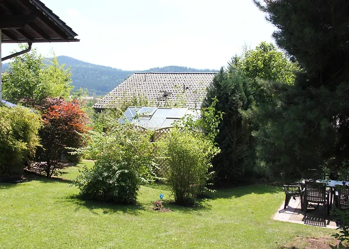 Relax - & Hallenbad & Relaxgarten Apartment *